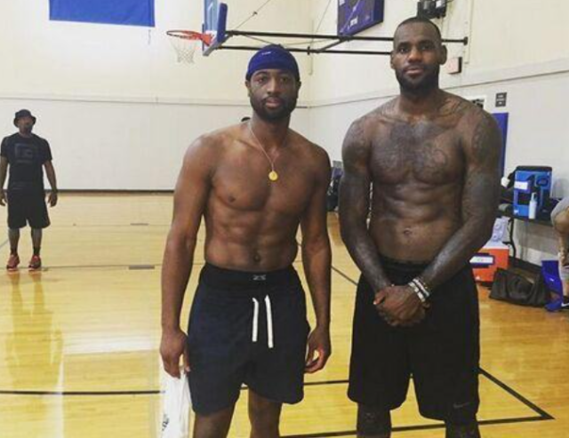 NBA战报：莫布里和加兰发挥出色，骑士以122-111击败开拓者